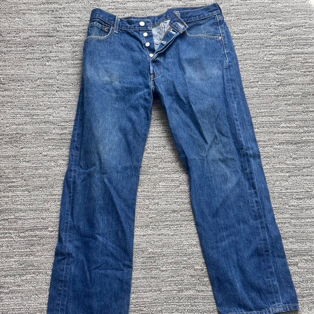 Levis denim blue jeans